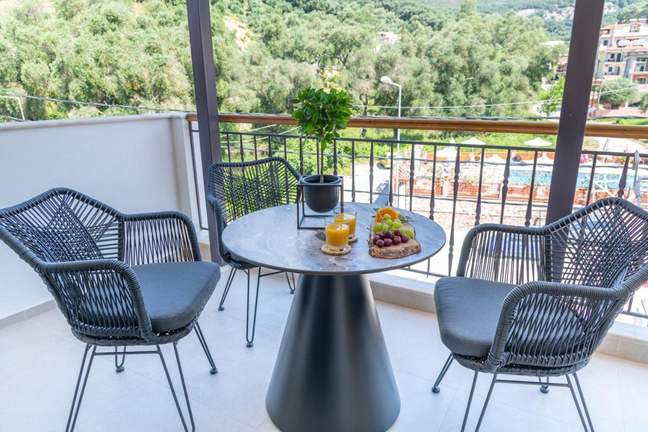 Anesis Deluxe Apartments Парга Экстерьер фото