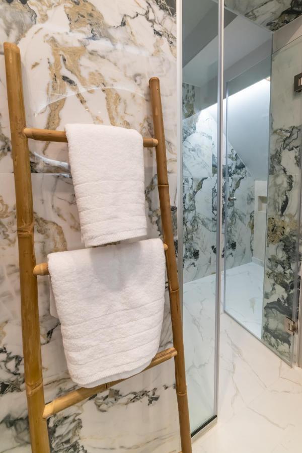 Anesis Deluxe Apartments Парга Экстерьер фото