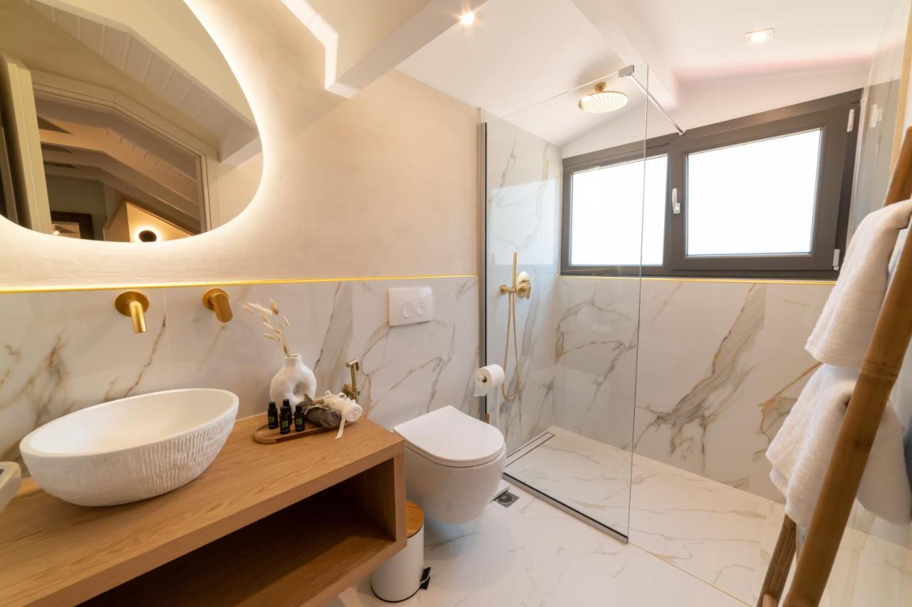 Anesis Deluxe Apartments Парга Экстерьер фото