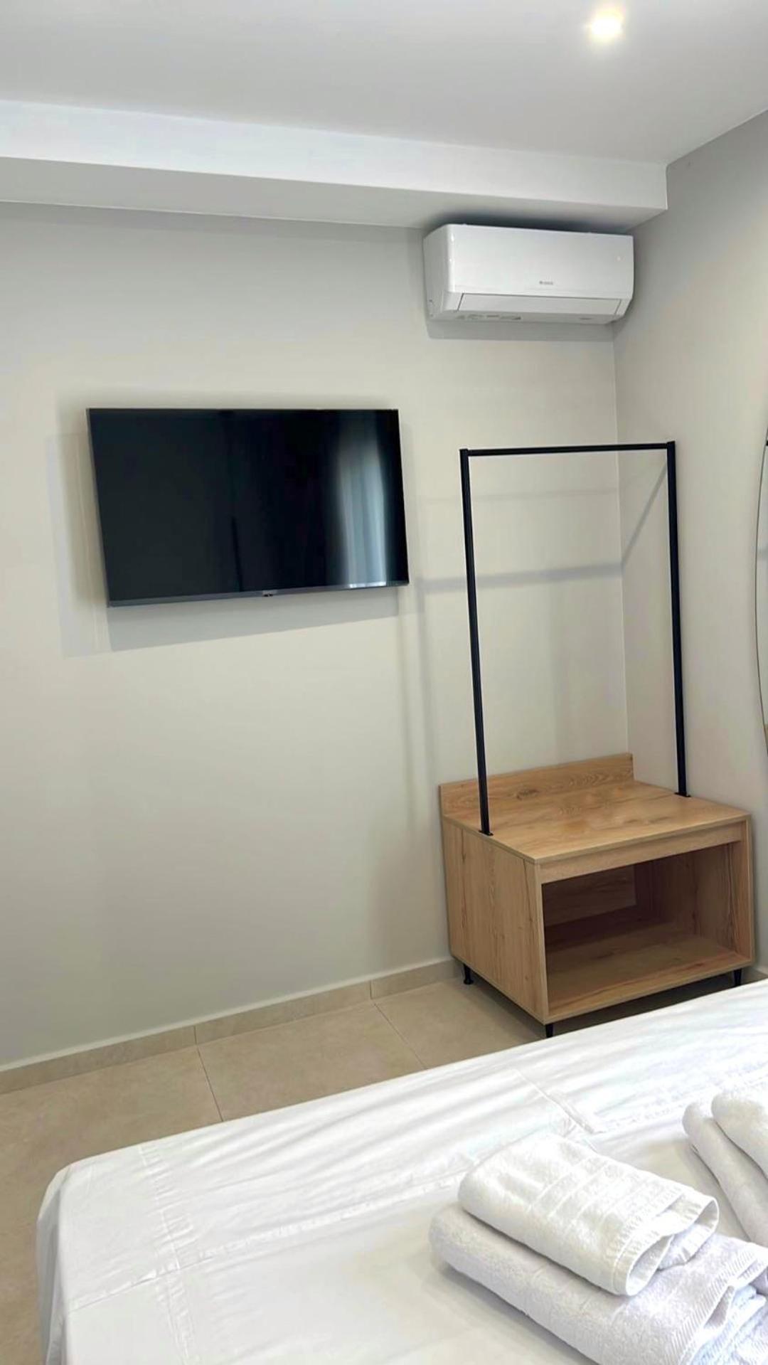 Anesis Deluxe Apartments Парга Экстерьер фото